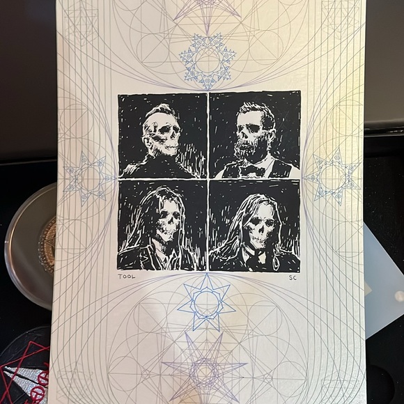 TOOL VIP Fear Inoculum Box Set. - Picture 6 of 13